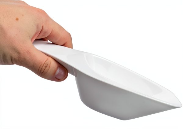 Eisco Lab Scoop Polypropylene 250ml Capacity Flat Bottom-1